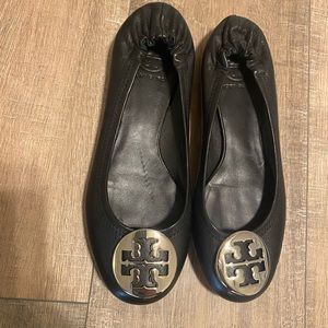 Tory Burch Reva flats black and silver